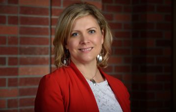 Jennifer Furtado, Manager