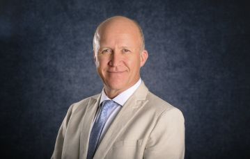 Dr. Alex Hoechsmann